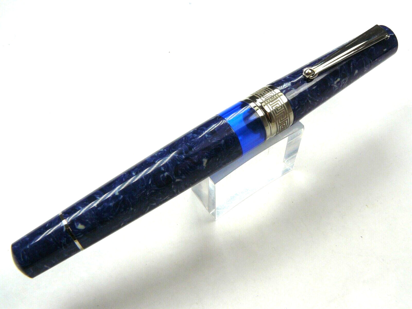 Delta Lapis Blue Celluloid Limited Edition 188 Fountain Pen 14K Fine Nib