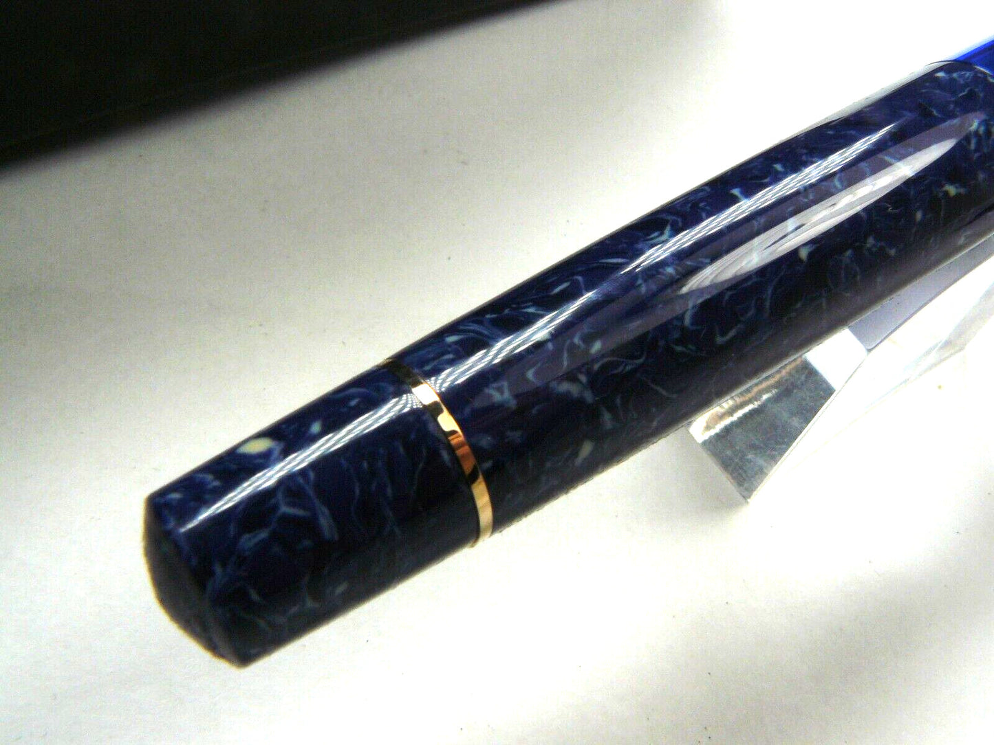 Delta Lapis Blue Celluloid Limited Edition 188 Fountain Pen Gold trim 14k Stub