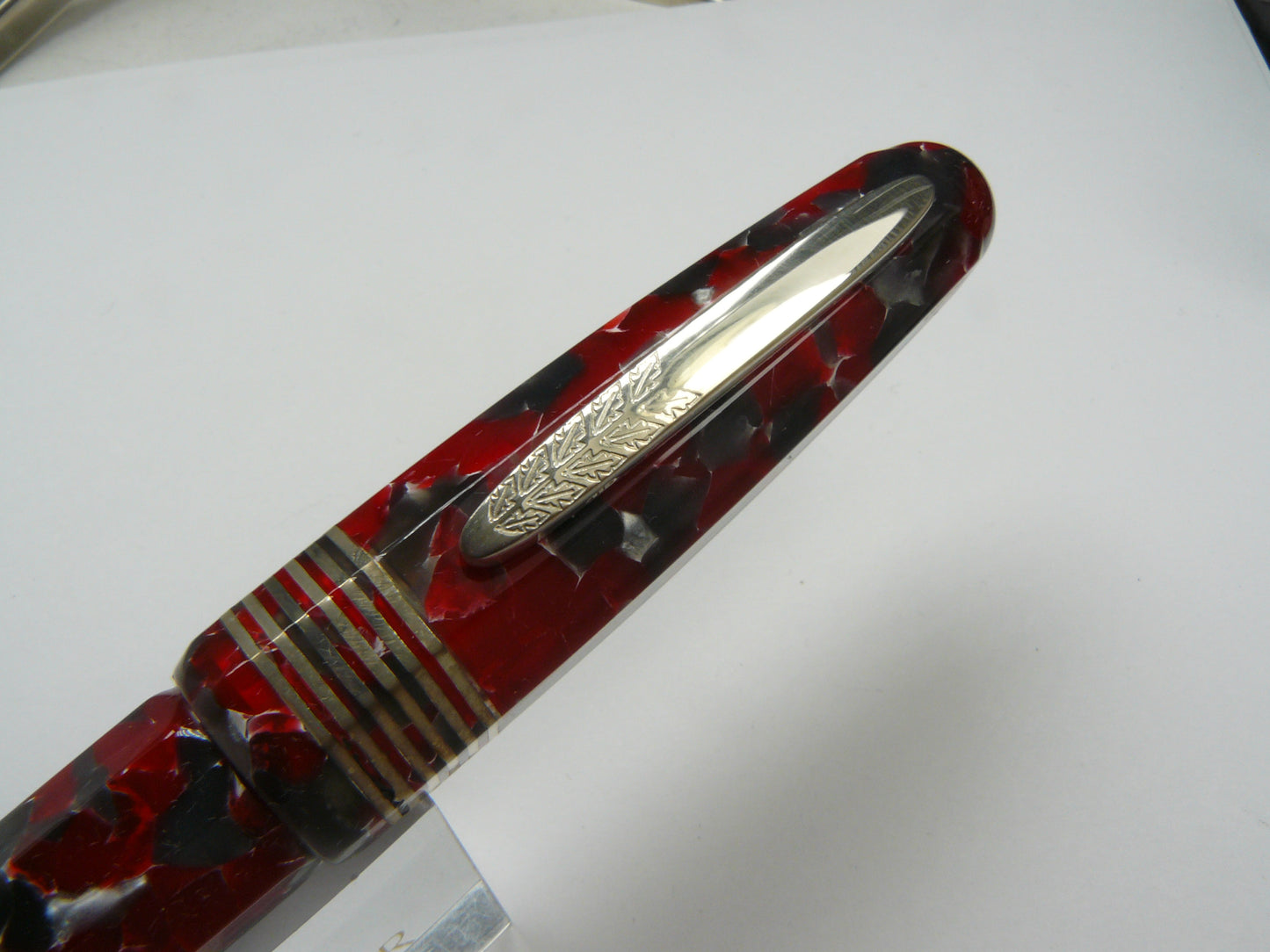 Stipula Faceted Etruria Red Currant Fountain Pen 18K Medium nib New in Box