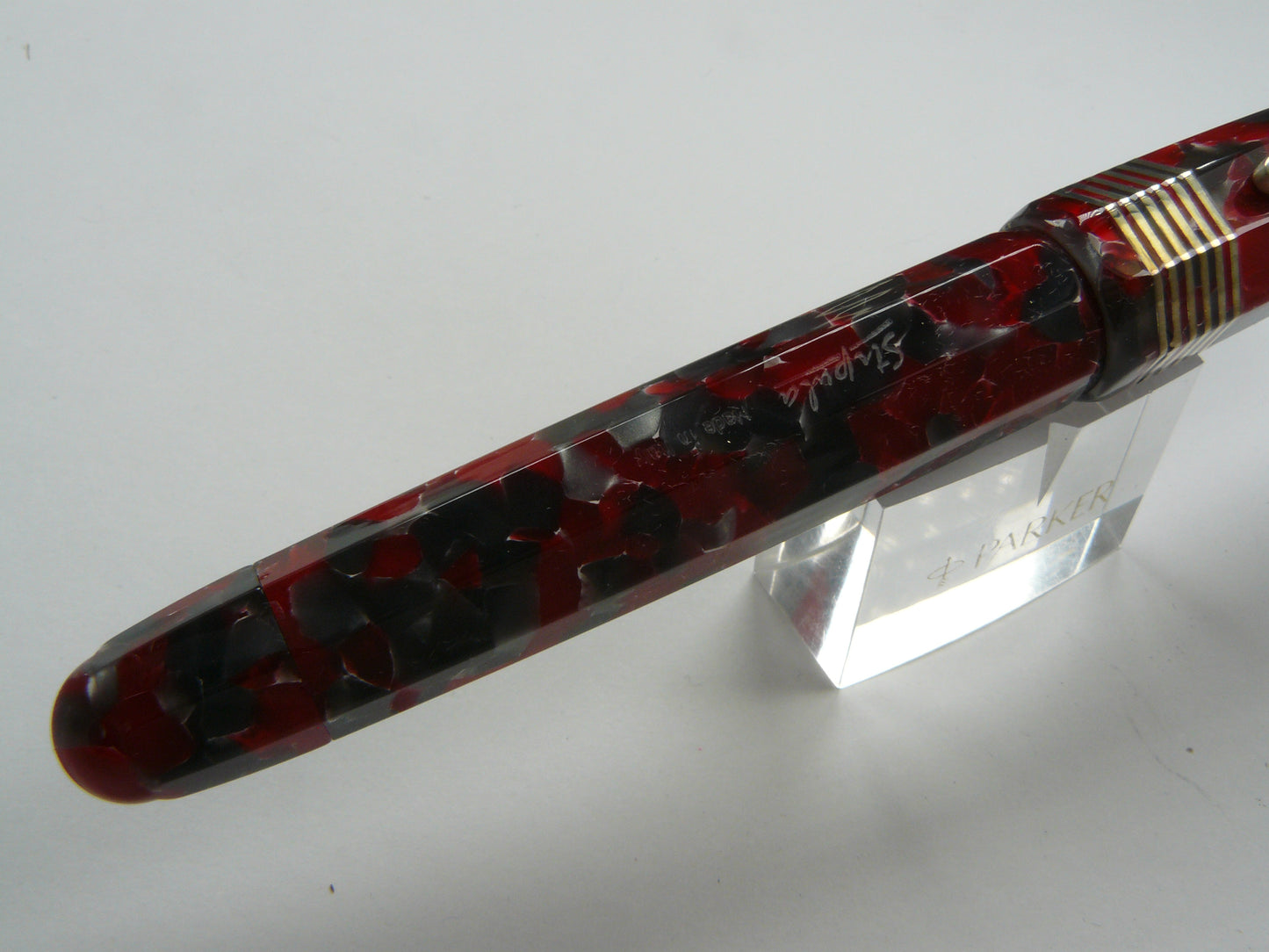 Stipula Faceted Etruria Red Currant Fountain Pen 18K Medium nib New in Box